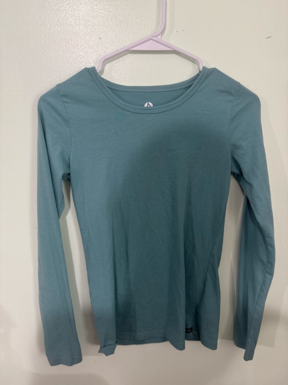Long Sleeve Crewneck Workout Shirt in Dusty Teal